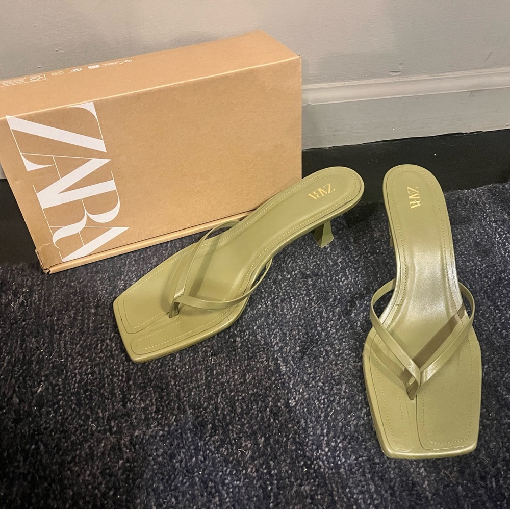 Zara Women's Green Strappy Heels